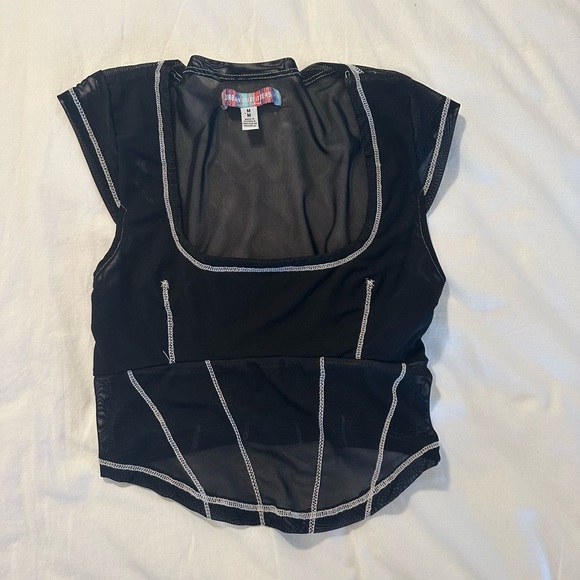 Mesh top - Picture 1 of 2